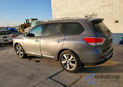 2015 Nissan Pathfinder S z USA, uszkodzony, nr VIN 5N1AR2MM6FC624830